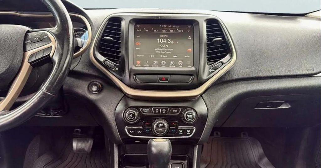 used 2015 Jeep Cherokee car, priced at $8,988