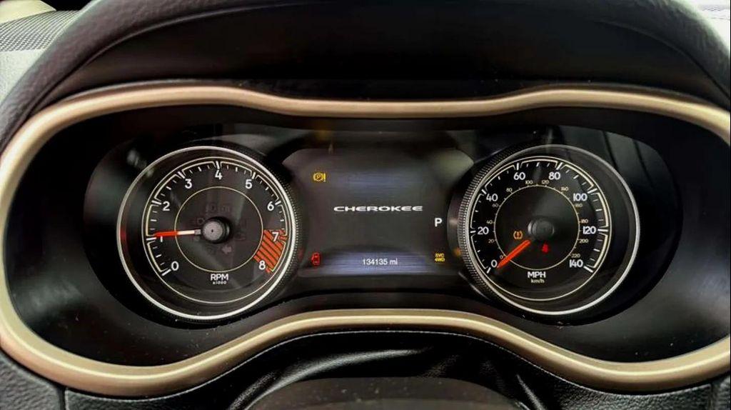 used 2015 Jeep Cherokee car, priced at $8,988