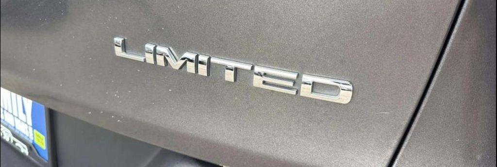 used 2015 Jeep Cherokee car, priced at $8,988