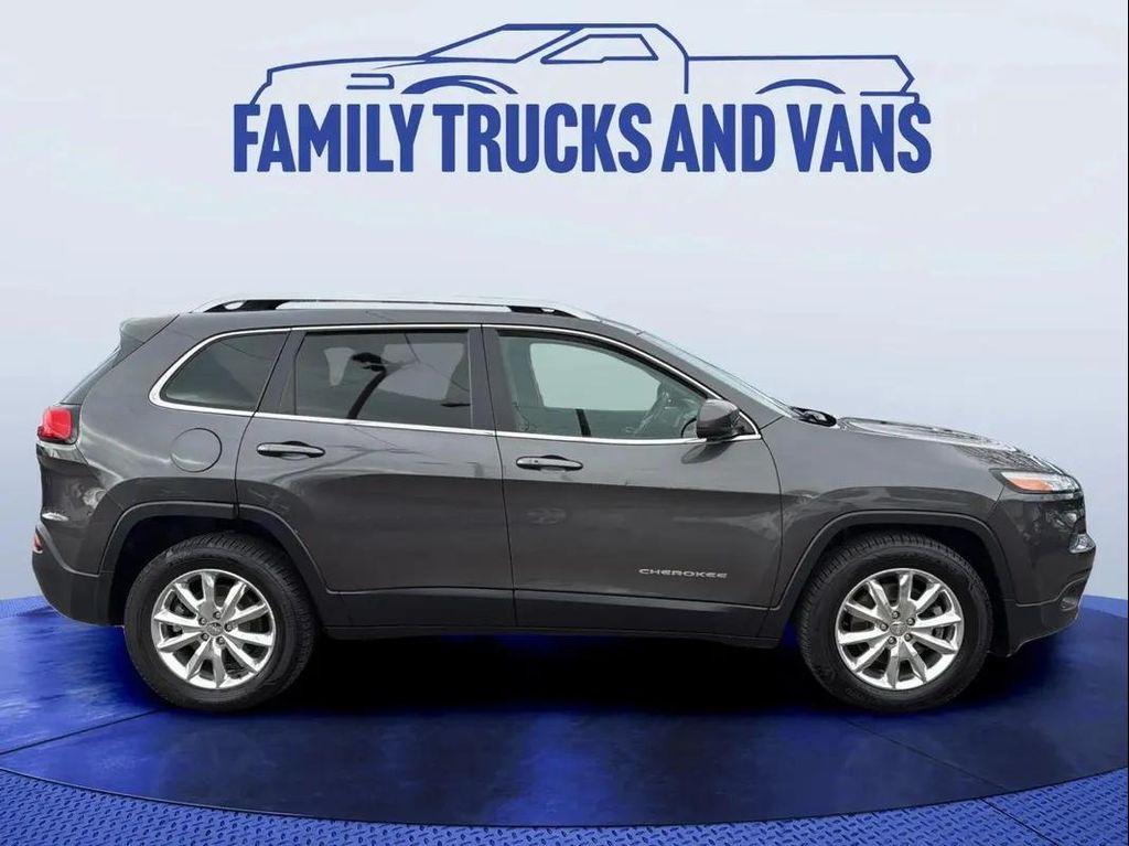 used 2015 Jeep Cherokee car, priced at $8,988