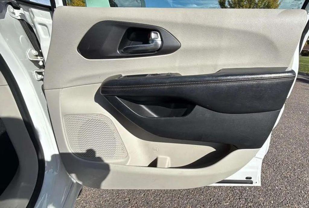 used 2020 Chrysler Pacifica car, priced at $12,988