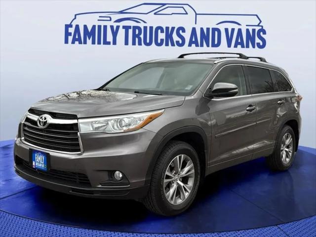 used 2015 Toyota Highlander car, priced at $16,500