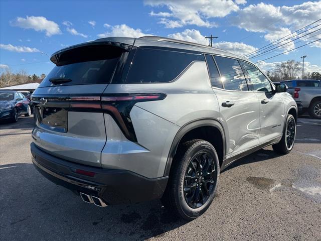 new 2025 Chevrolet Traverse car