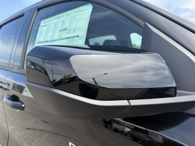 new 2025 Chevrolet Colorado car, priced at $47,370