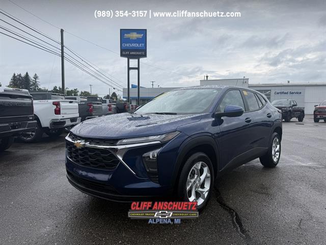 used 2024 Chevrolet Trax car, priced at $20,495