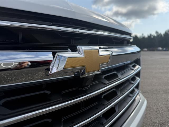 new 2026 Chevrolet Traverse car