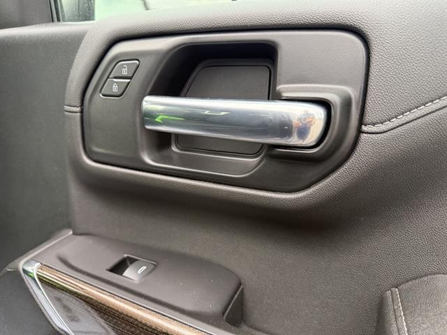 used 2021 Chevrolet Silverado 1500 car, priced at $31,995