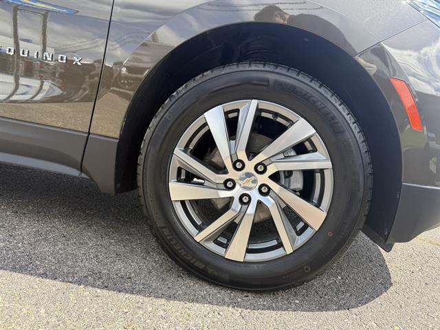 used 2024 Chevrolet Equinox car, priced at $25,995