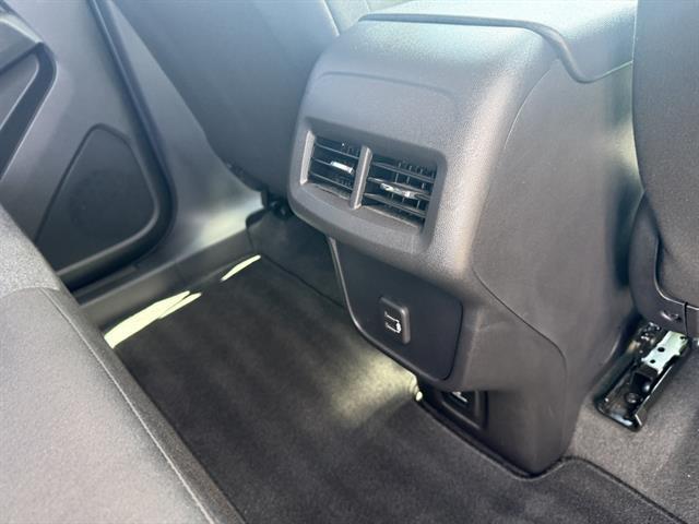 used 2024 Chevrolet Equinox car, priced at $25,995