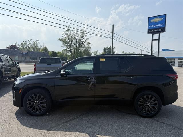 used 2022 Chevrolet Traverse car, priced at $33,995