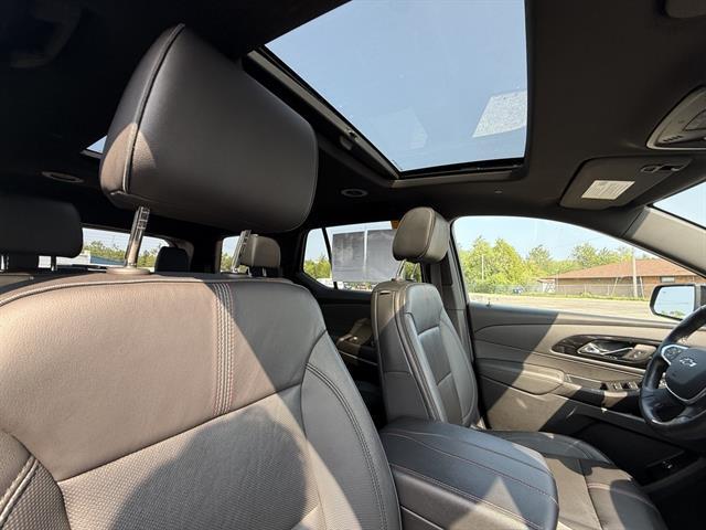 used 2022 Chevrolet Traverse car, priced at $33,995