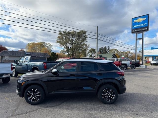 new 2025 Chevrolet TrailBlazer car, priced at $31,515