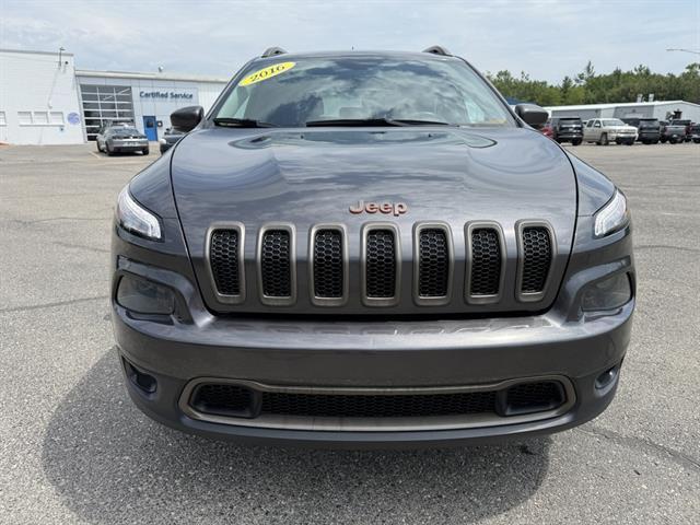 used 2016 Jeep Cherokee car, priced at $11,495