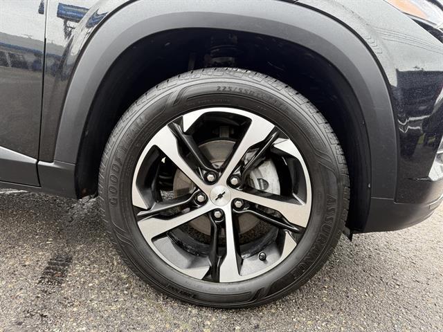 used 2024 Chevrolet Trax car, priced at $23,395