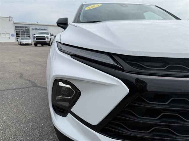 used 2023 Chevrolet Blazer car, priced at $29,995