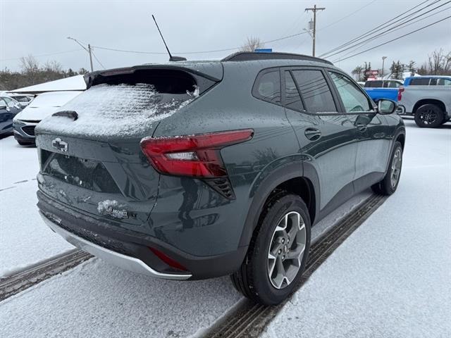 new 2025 Chevrolet Trax car, priced at $25,221