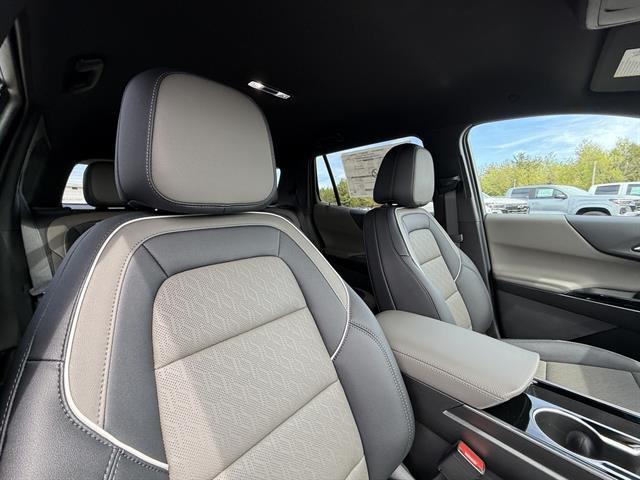new 2025 Chevrolet Equinox car