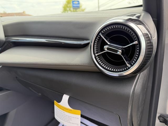 new 2025 Chevrolet Equinox car