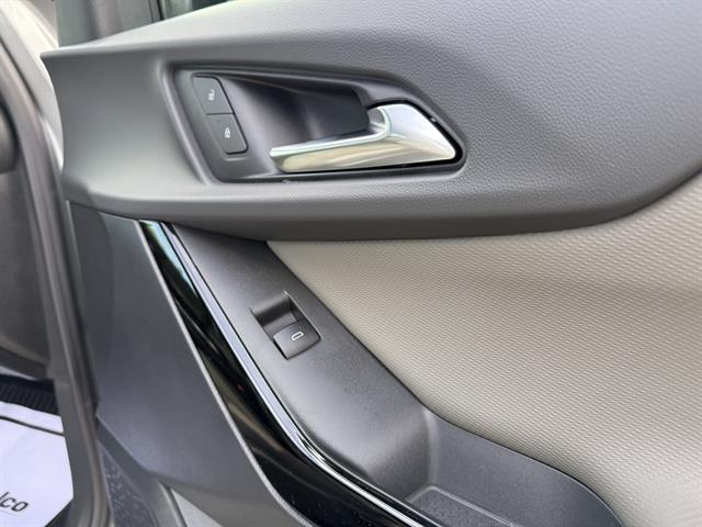 new 2025 Chevrolet Equinox car