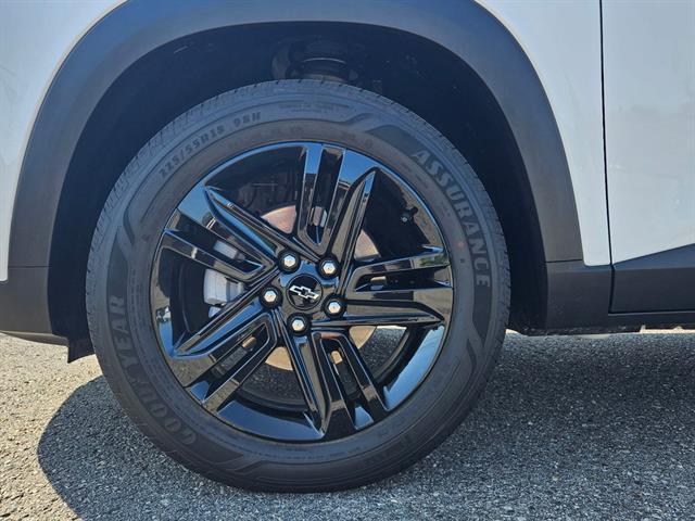 used 2025 Chevrolet Trax car, priced at $23,995