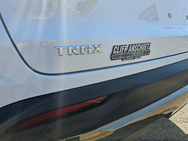 used 2025 Chevrolet Trax car, priced at $23,995