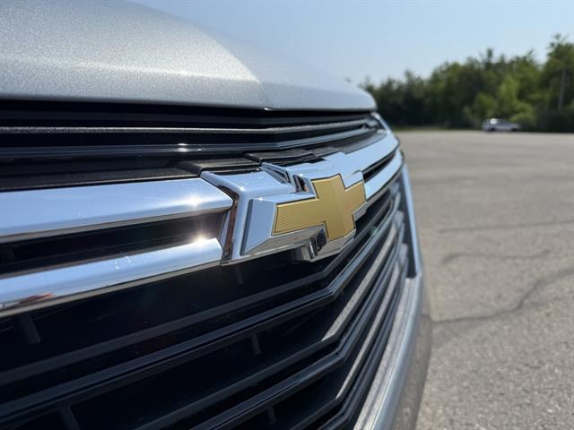used 2023 Chevrolet Equinox car, priced at $24,995