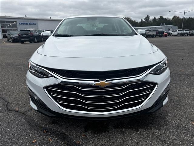 new 2024 Chevrolet Malibu car, priced at $32,256