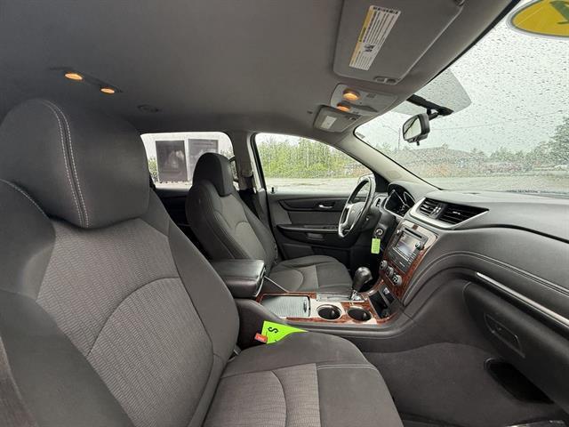 used 2014 Chevrolet Traverse car, priced at $10,995