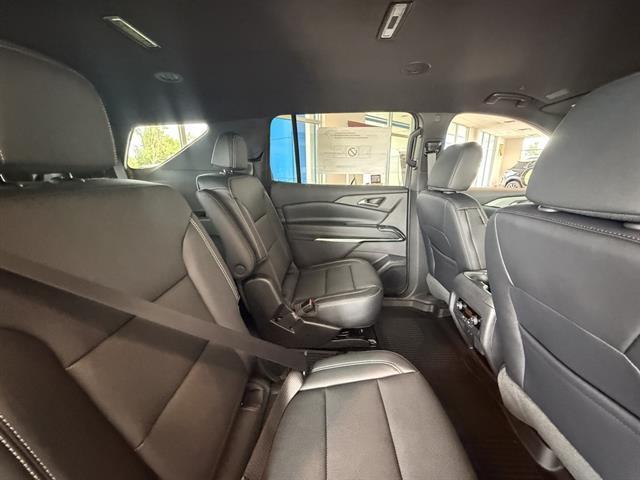 new 2025 Chevrolet Traverse car, priced at $46,310