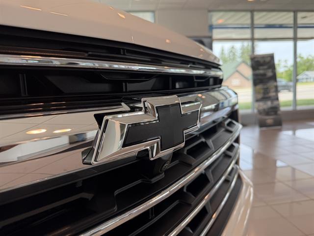 new 2025 Chevrolet Traverse car, priced at $46,310