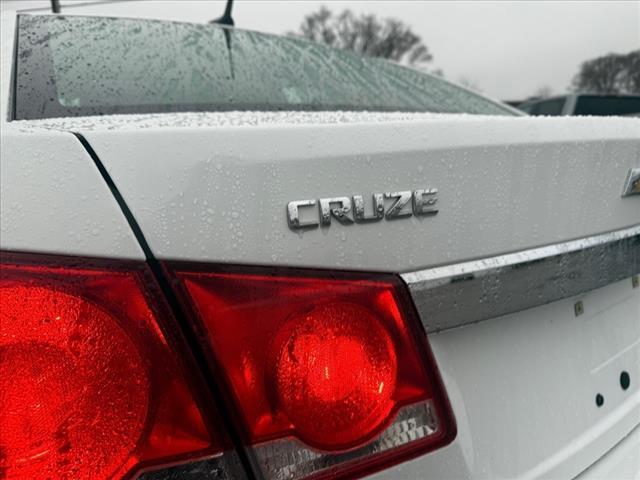 used 2013 Chevrolet Cruze car, priced at $8,295