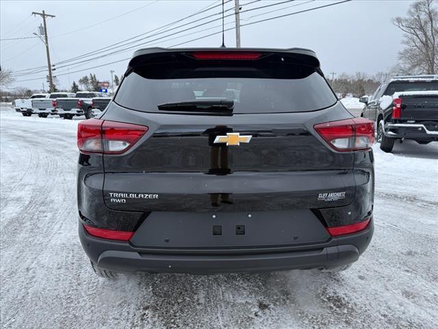 new 2025 Chevrolet TrailBlazer car, priced at $26,601