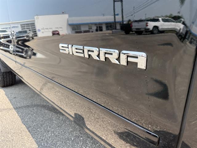 used 2015 GMC Sierra 1500 car, priced at $18,995