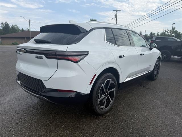 new 2025 Chevrolet Equinox EV car, priced at $47,102