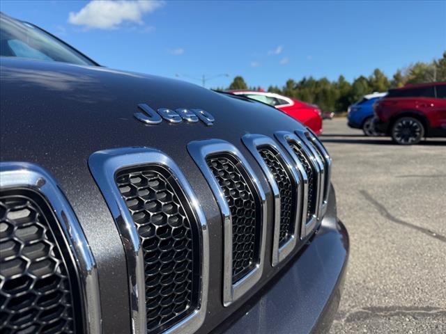 used 2015 Jeep Cherokee car, priced at $13,695