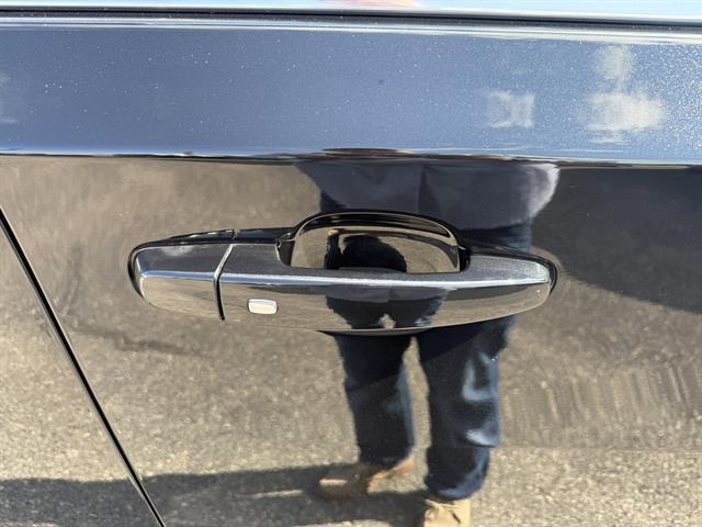 used 2019 Chevrolet Traverse car, priced at $16,495