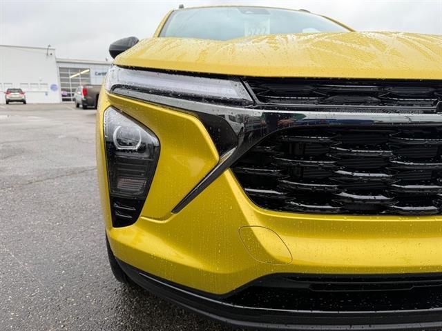 new 2025 Chevrolet Trax car, priced at $26,040