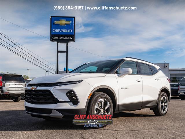 new 2025 Chevrolet Blazer car