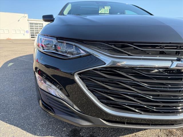 new 2025 Chevrolet Malibu car, priced at $33,494