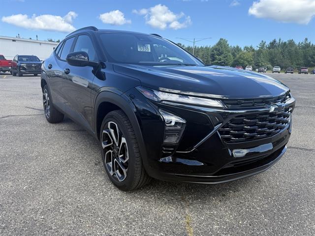 new 2025 Chevrolet Trax car