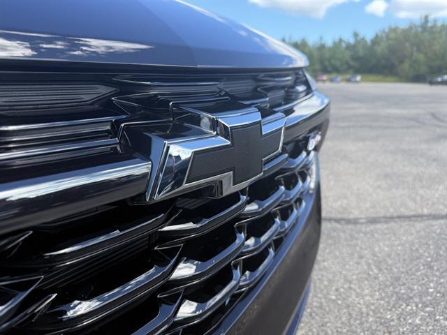 new 2025 Chevrolet Trax car