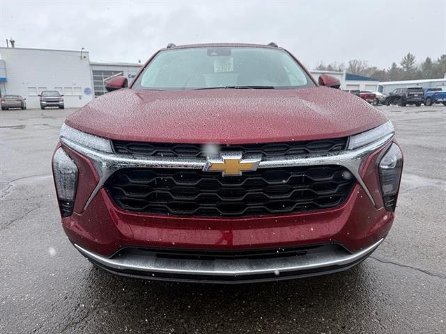 new 2025 Chevrolet Trax car, priced at $24,247