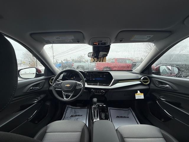 new 2025 Chevrolet Trax car, priced at $24,247