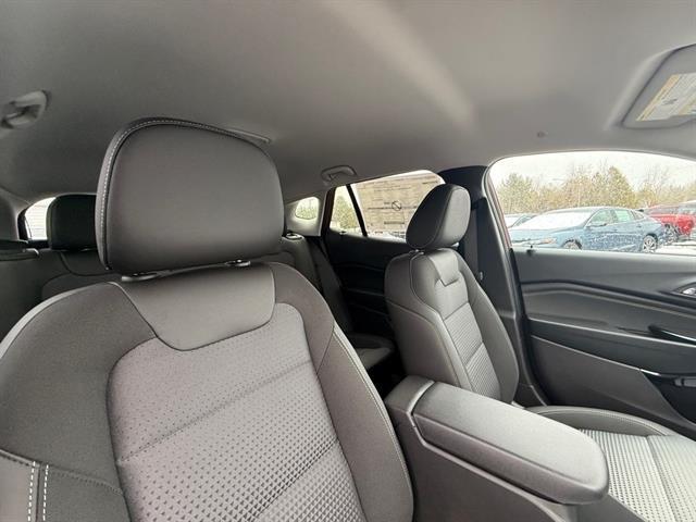 new 2025 Chevrolet Trax car, priced at $24,247