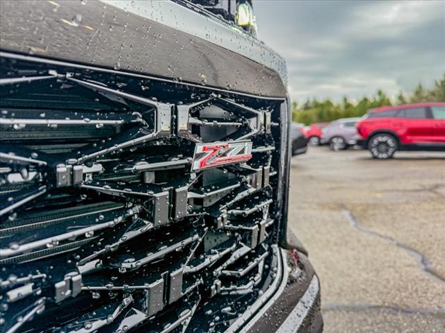 new 2024 Chevrolet Traverse car, priced at $47,121