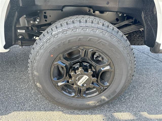 new 2025 Ford F-350 car