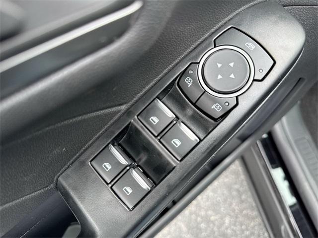 new 2025 Ford Escape car, priced at $29,718