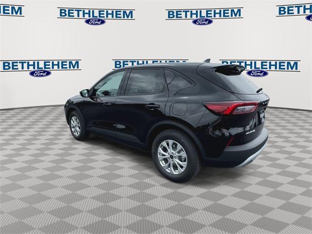 new 2025 Ford Escape car, priced at $29,718