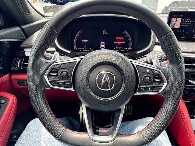 used 2022 Acura MDX car, priced at $45,382