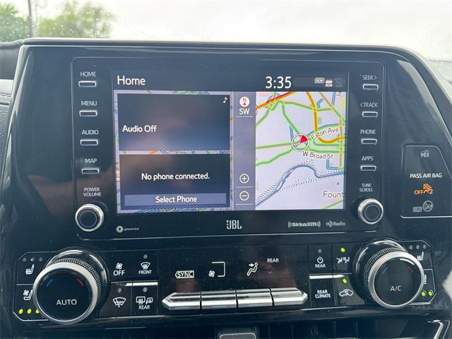 used 2020 Toyota Highlander car, priced at $25,540